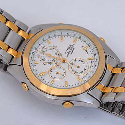 citizen quartz alarm chronograph 6850